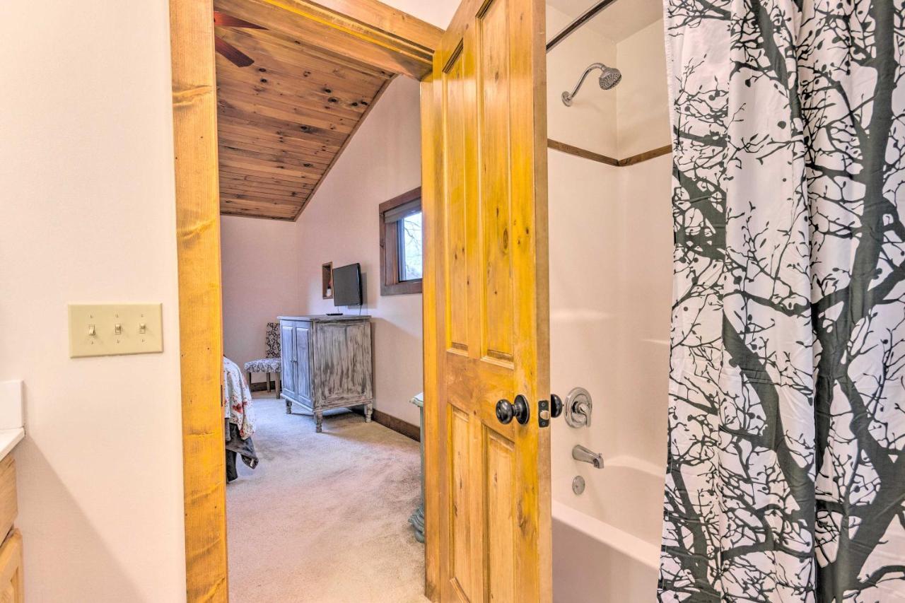 Mountain Cabin With Fire Pit, Walk To Golf And Fishing Vilas Exterior photo