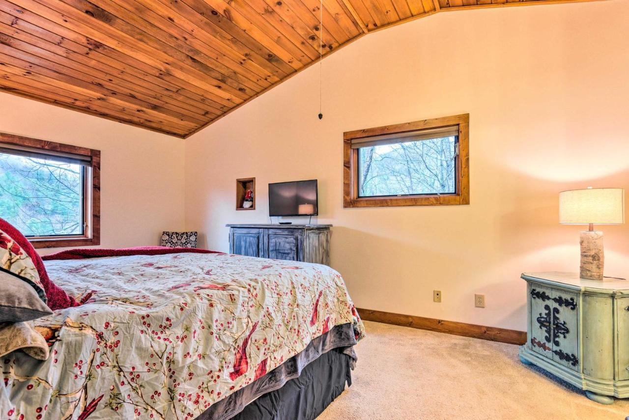 Mountain Cabin With Fire Pit, Walk To Golf And Fishing Vilas Exterior photo